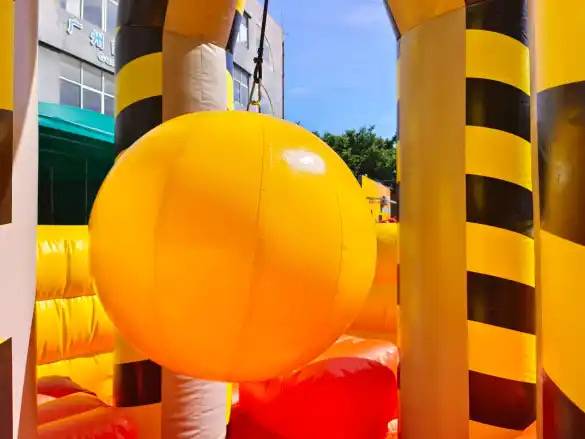 Défis Démolition Ball à Lyon : Une Activité Sportive Unique pour Vos Événements